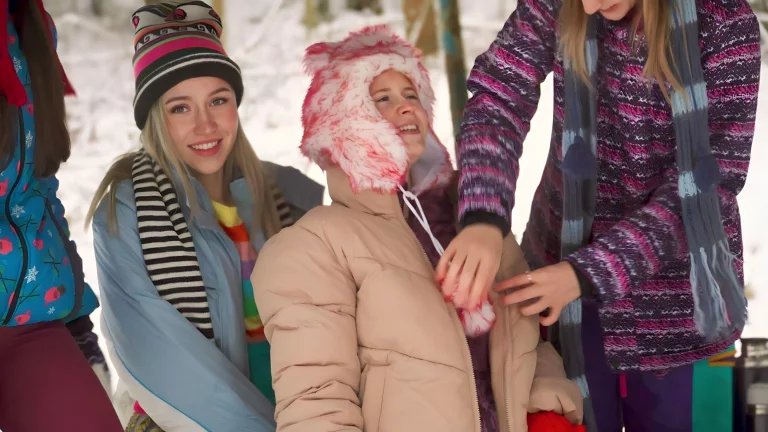 Four Babes Are Enjoying Hot Chocolate Before Eating Each Other's Pussies