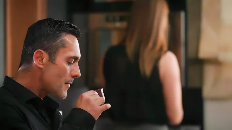 Beautiful Sata Jones Fucks In The Office With Her Colleague