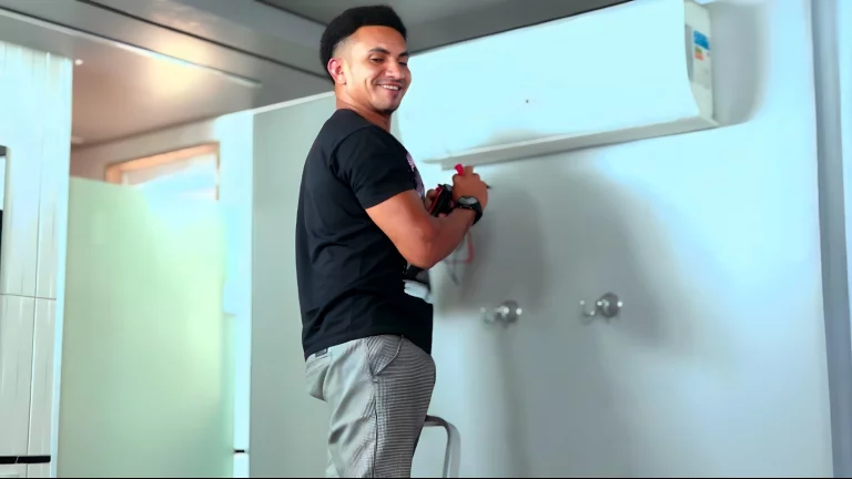 Sabrina Is Fucked By The Air Conditioner Repairman