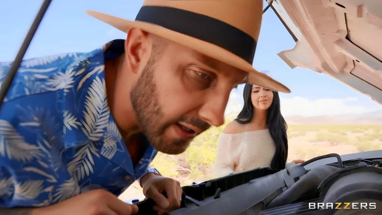 Horny Holly Day Flashes A Cop And Gets Banged On The Side Of The Road