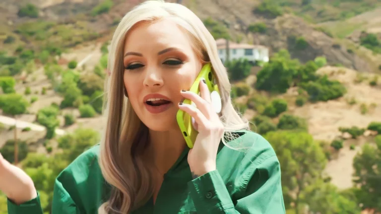 Kenzie Tries A New Liquid Diet